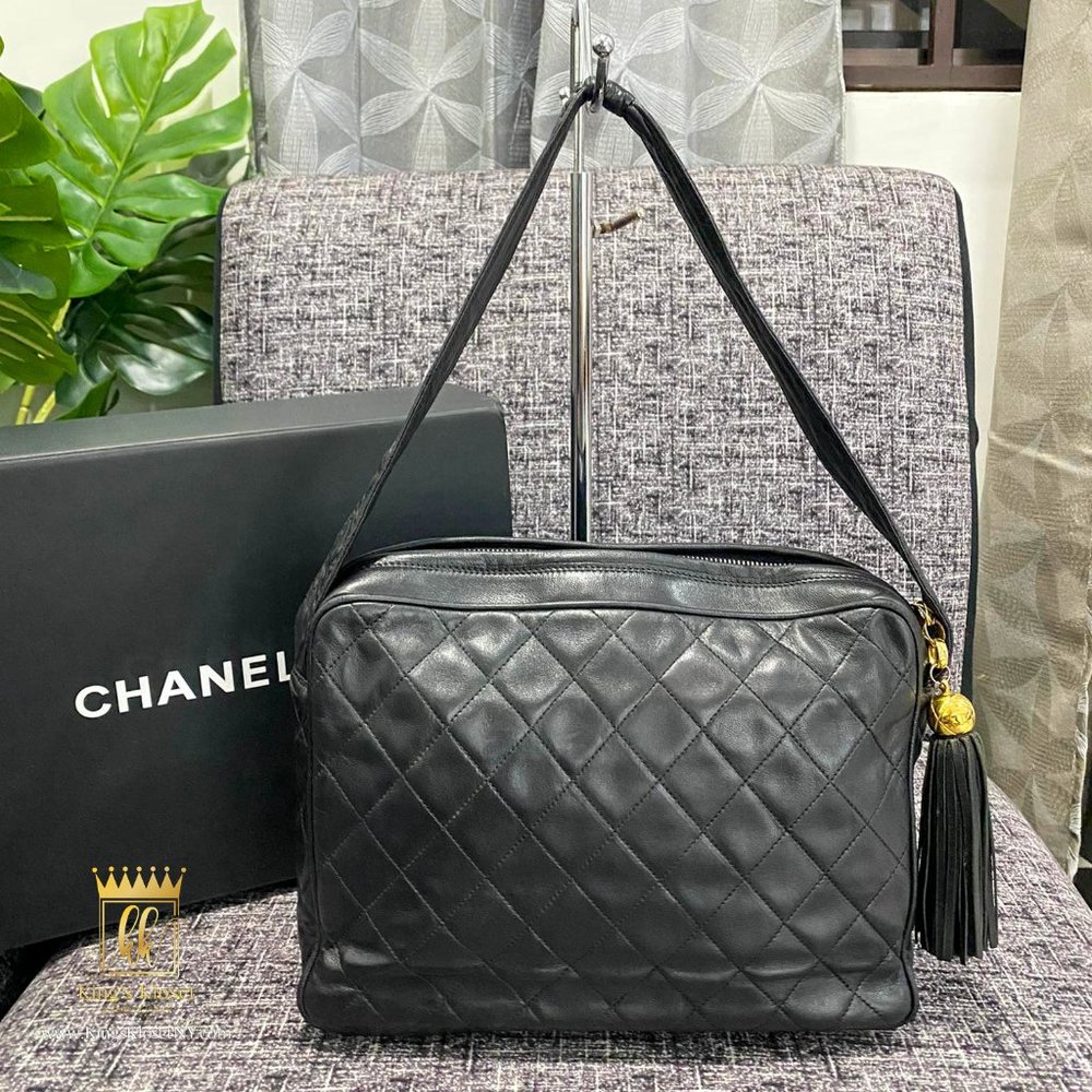 Chanel Vintage 90's Black Caviar Quilted Classic Flap Crossbody Shoulder Bag - Picture 7 of 15